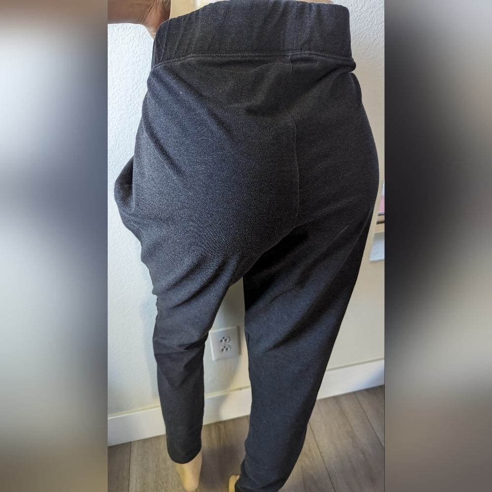 Old Navy pants - Picture 2 of 5